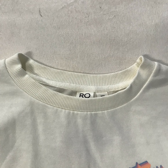 Roxy Love Song A Pullover Women’s Size S Color White Hi-Low Length lightweight. - Picture 12 of 15